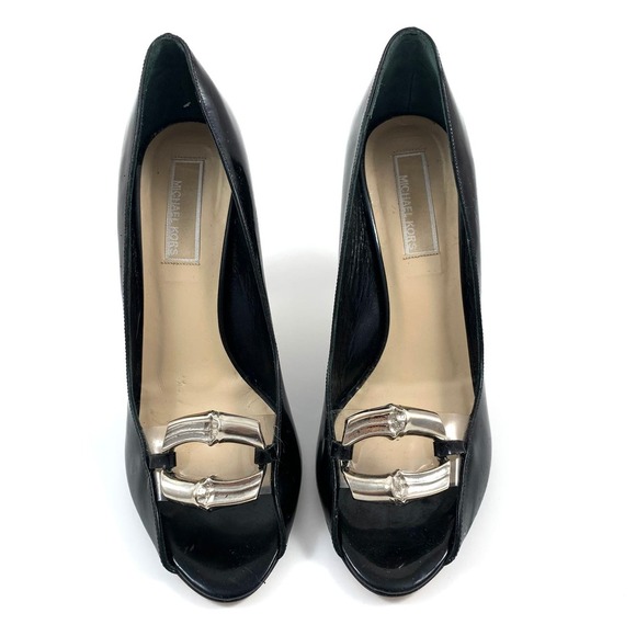 MICHAEL KORS COLLECTION Italian crafted black patent leather peep toe pumps - Picture 7 of 10